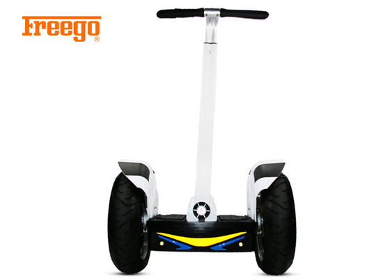 ディスク ブレーキが付いているモダンなデザイン2の車輪のスマートなバランスをとる電気スクーター